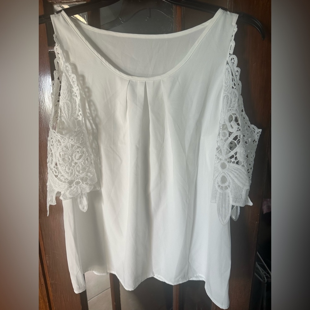 Elegant White cold shoulder Women's Top